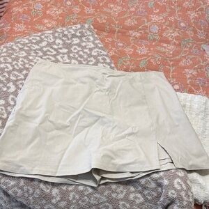 Wild Fable Beige Skort